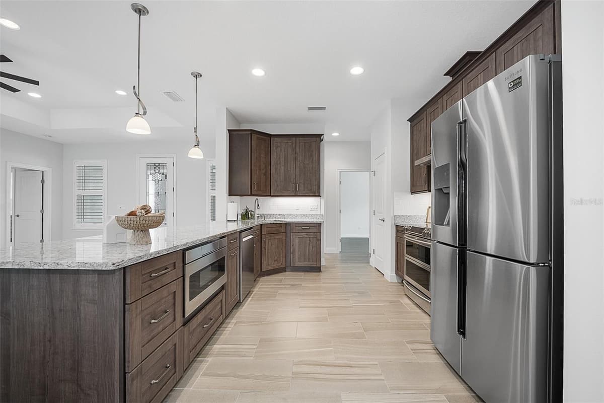 3322 MODENA WAY — photo 12 of 64