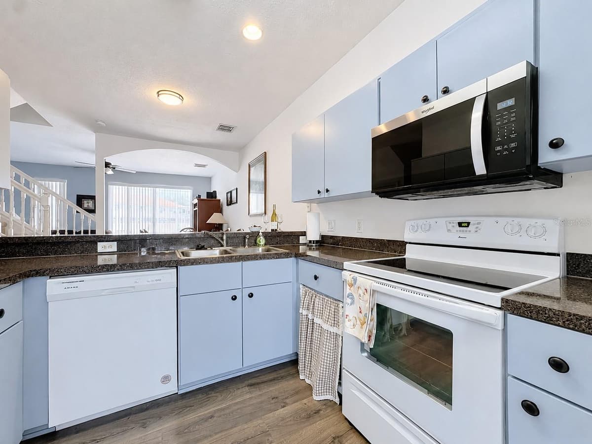 1201 S BEACH CIR — photo 4 of 30