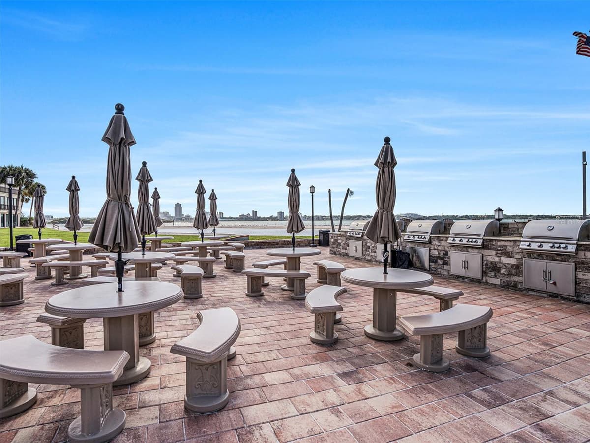 830 GULFVIEW BOULEVARD — photo 4 of 27