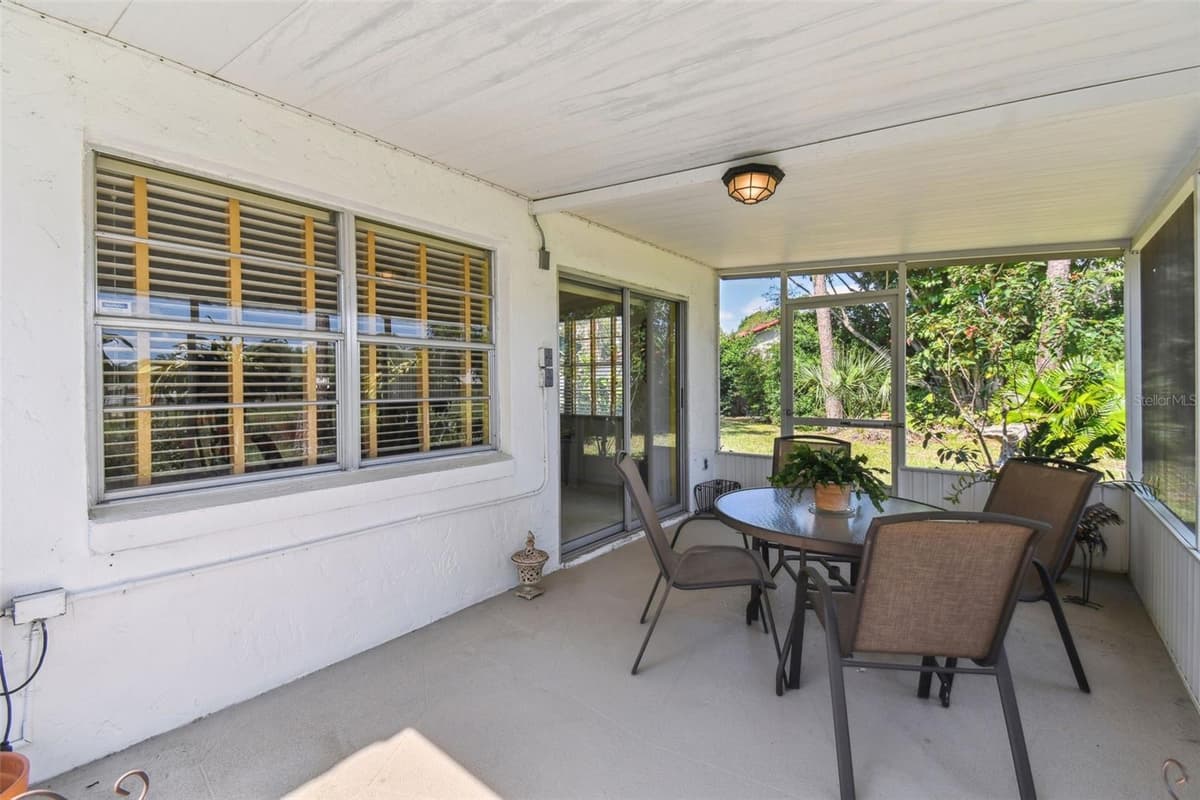 441 SAN JOSE DRIVE — photo 31 of 41