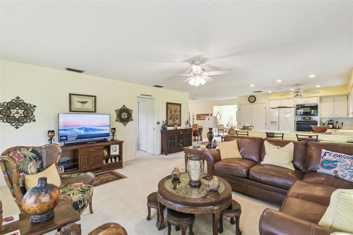 441 SAN JOSE DRIVE — photo 11 of 41