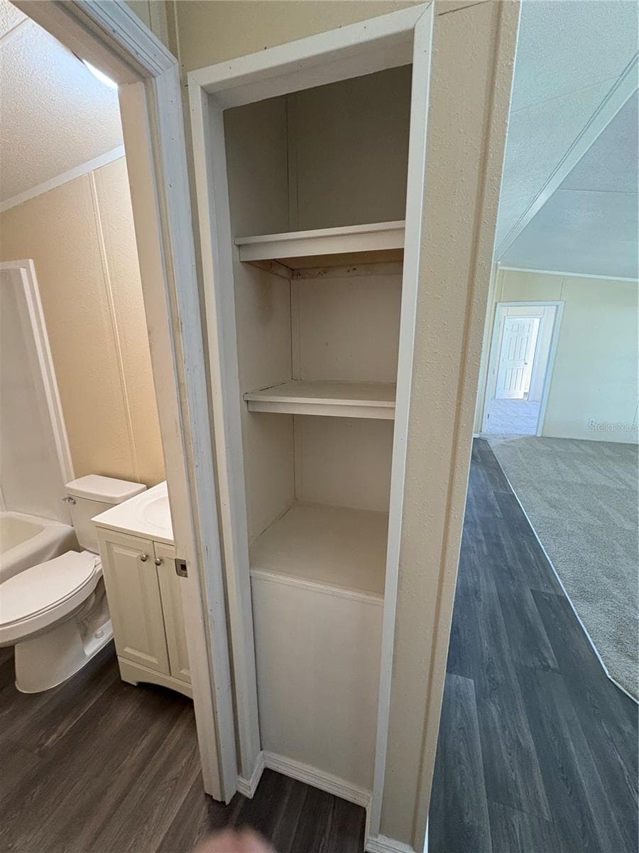 371 HIGHLANDS WAY — photo 8 of 17