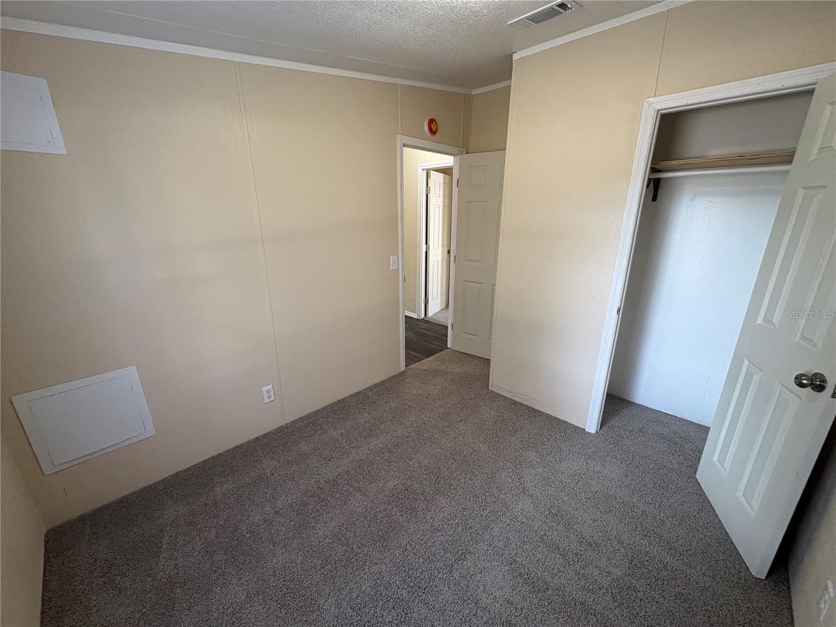 371 HIGHLANDS WAY — photo 6 of 17