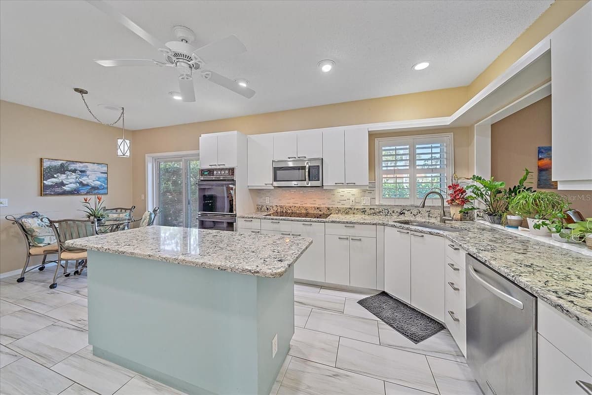 1432 COLONY PLACE — photo 7 of 40