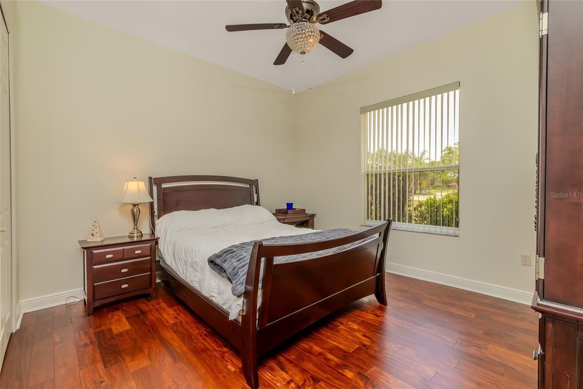 537 MONTAGE LANE — photo 23 of 53
