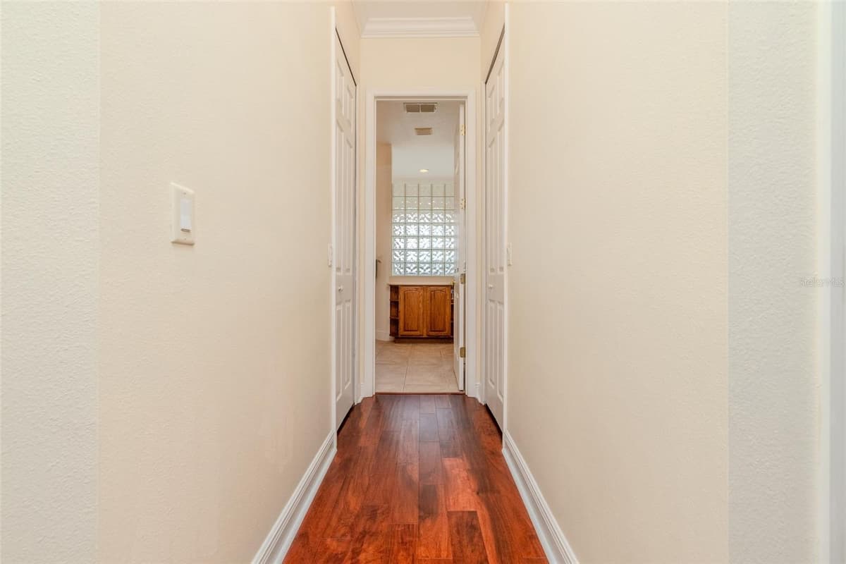 537 MONTAGE LANE — photo 18 of 53