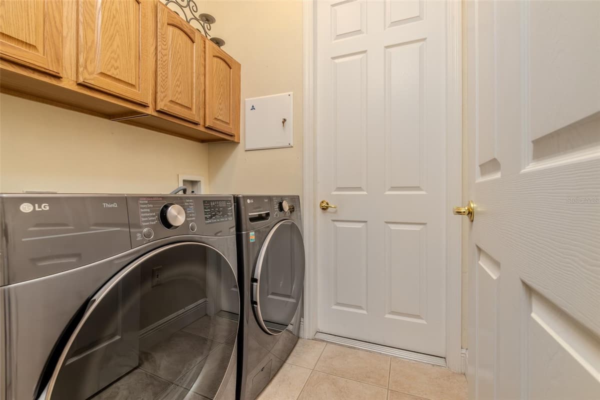 537 MONTAGE LANE — photo 32 of 53