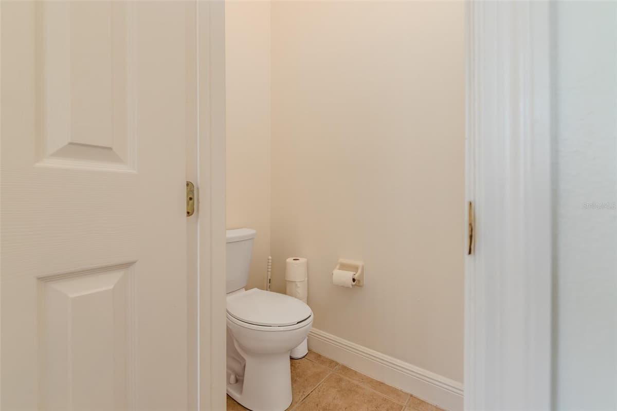 537 MONTAGE LANE — photo 22 of 53