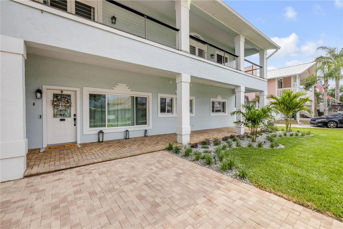 90 CUNNINGHAM DRIVE — photo 8 of 99