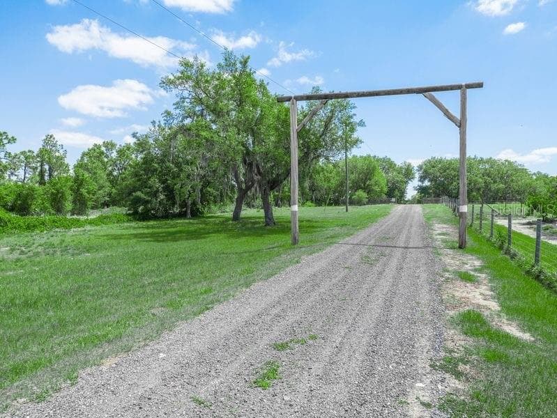 1850 LAKE REEDY BOULEVARD — photo 35 of 37