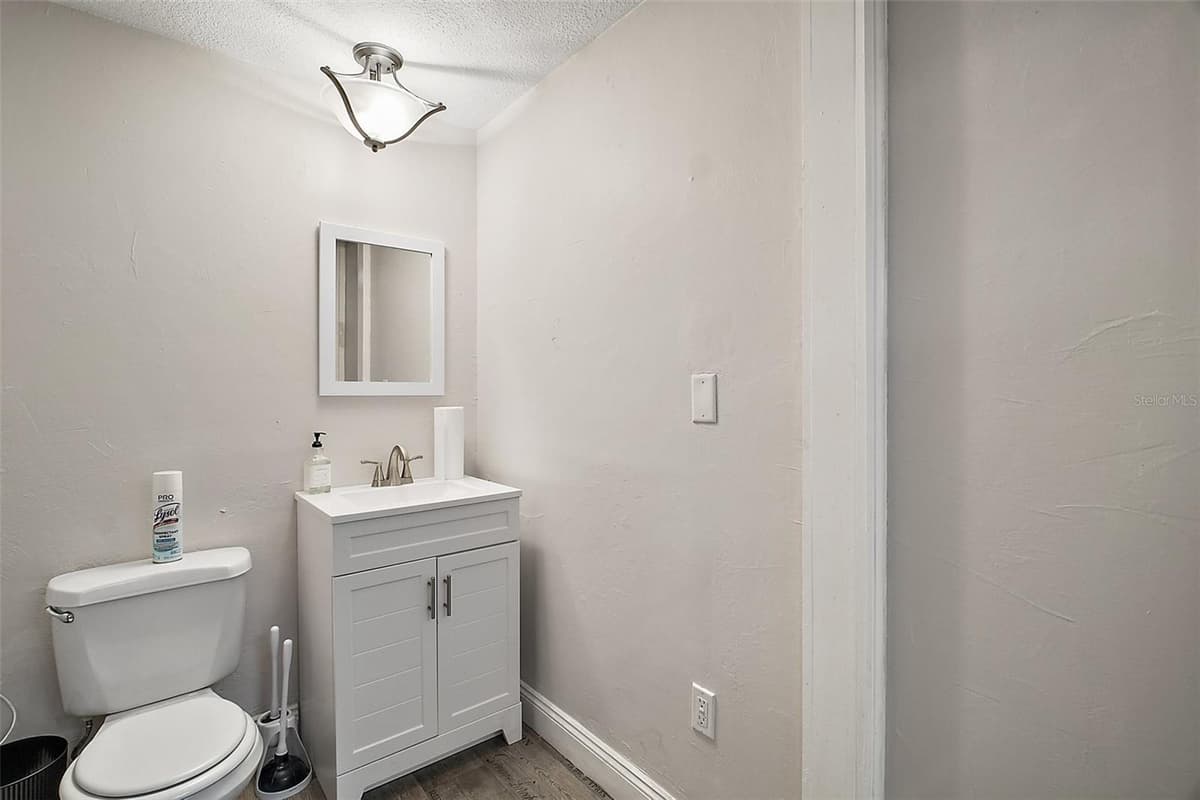 3101 KURT STREET — photo 20 of 43