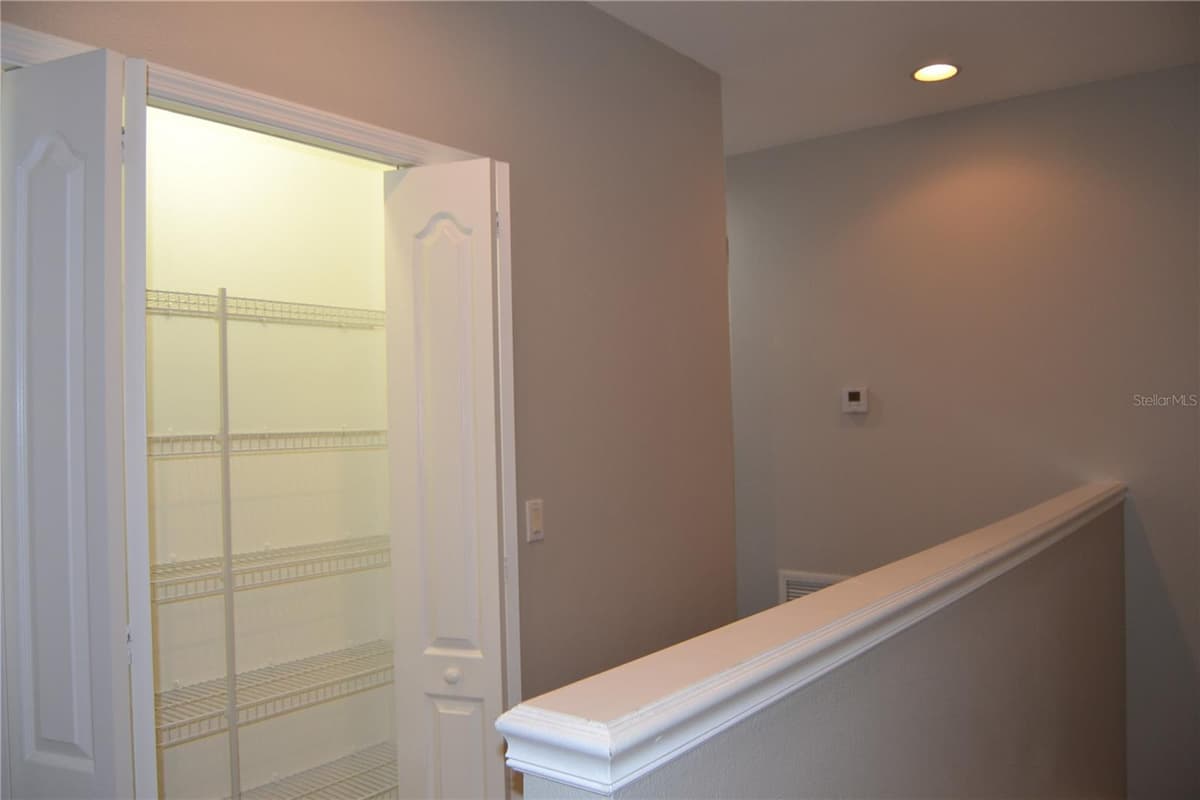 1271 JONAH DRIVE — photo 21 of 61
