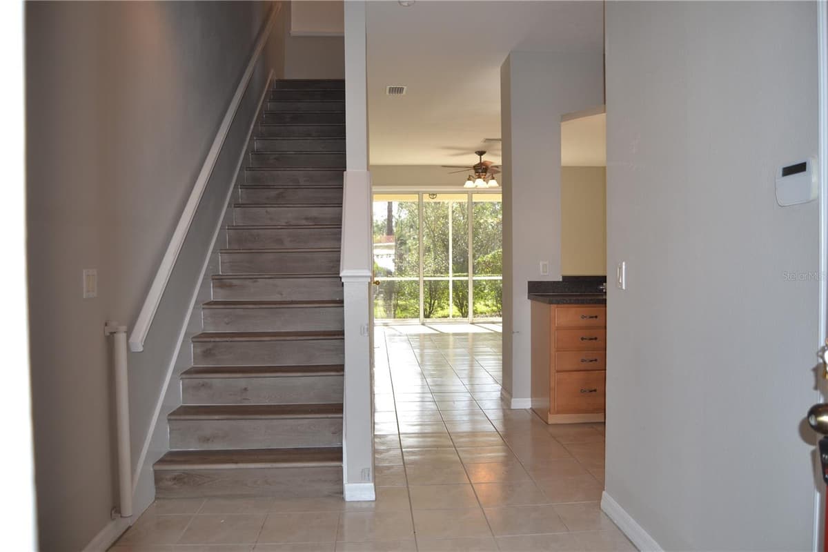 1271 JONAH DRIVE — photo 4 of 61