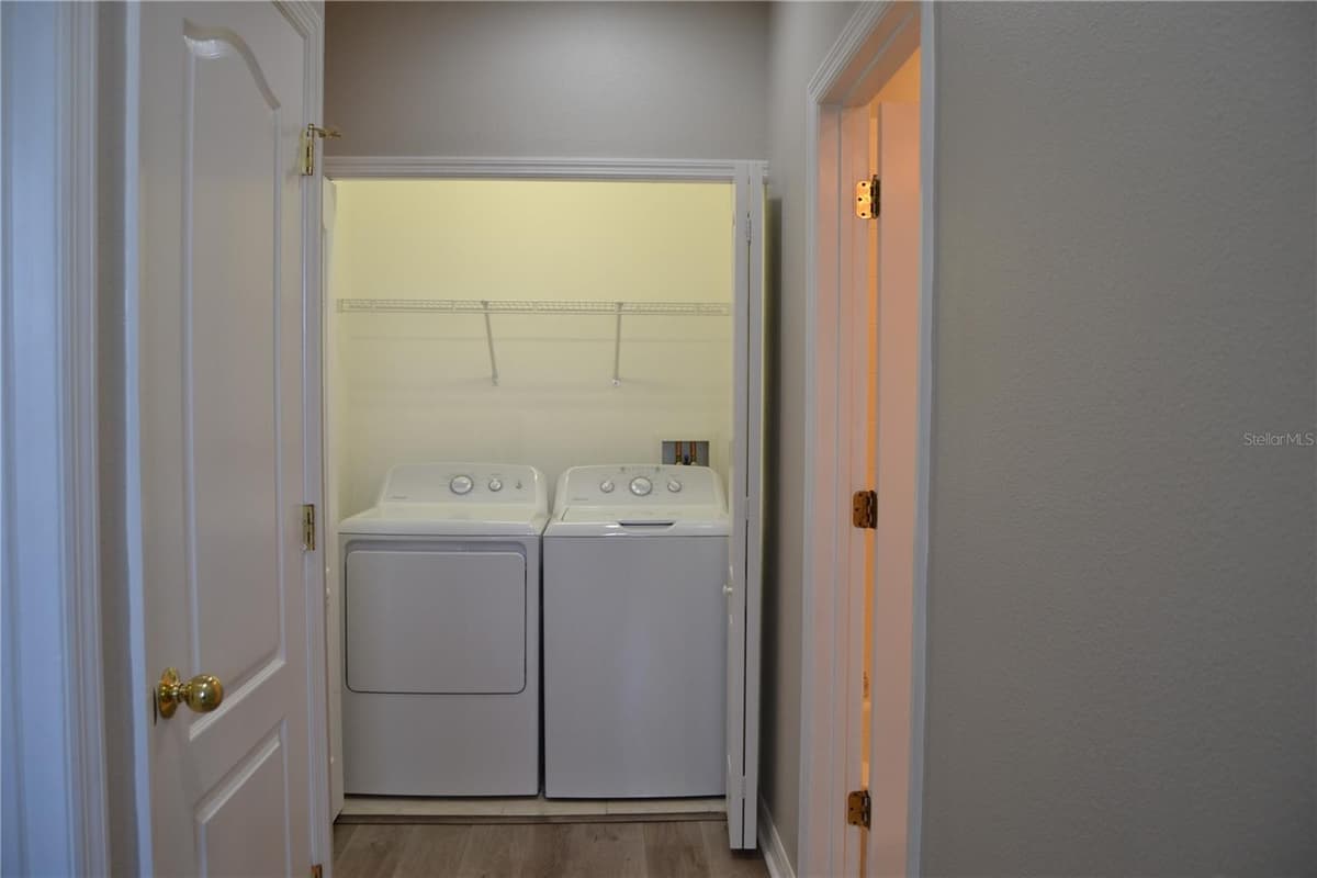 1271 JONAH DRIVE — photo 40 of 61