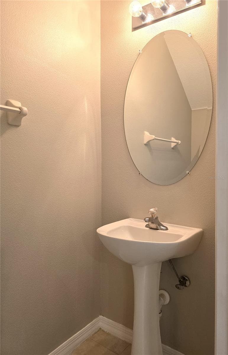 1271 JONAH DRIVE — photo 18 of 61