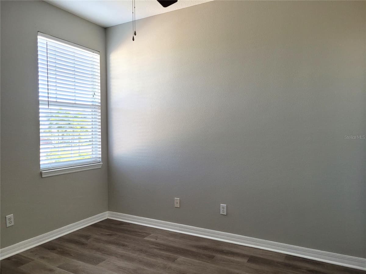 1271 JONAH DRIVE — photo 37 of 61