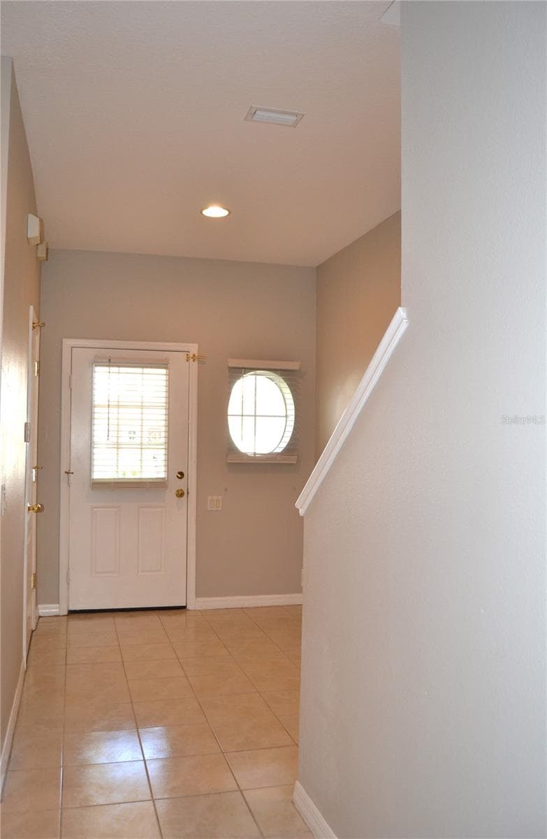 1271 JONAH DRIVE — photo 6 of 61