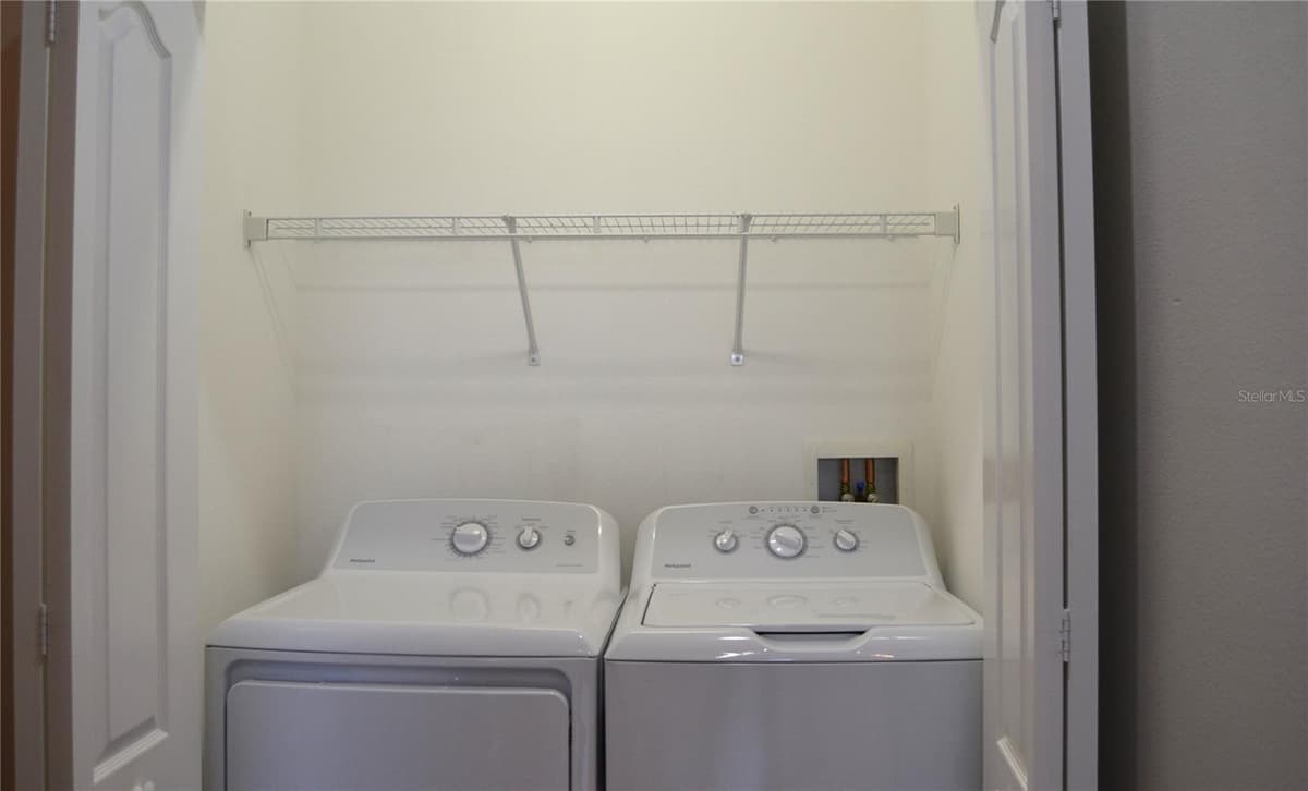 1271 JONAH DRIVE — photo 39 of 61