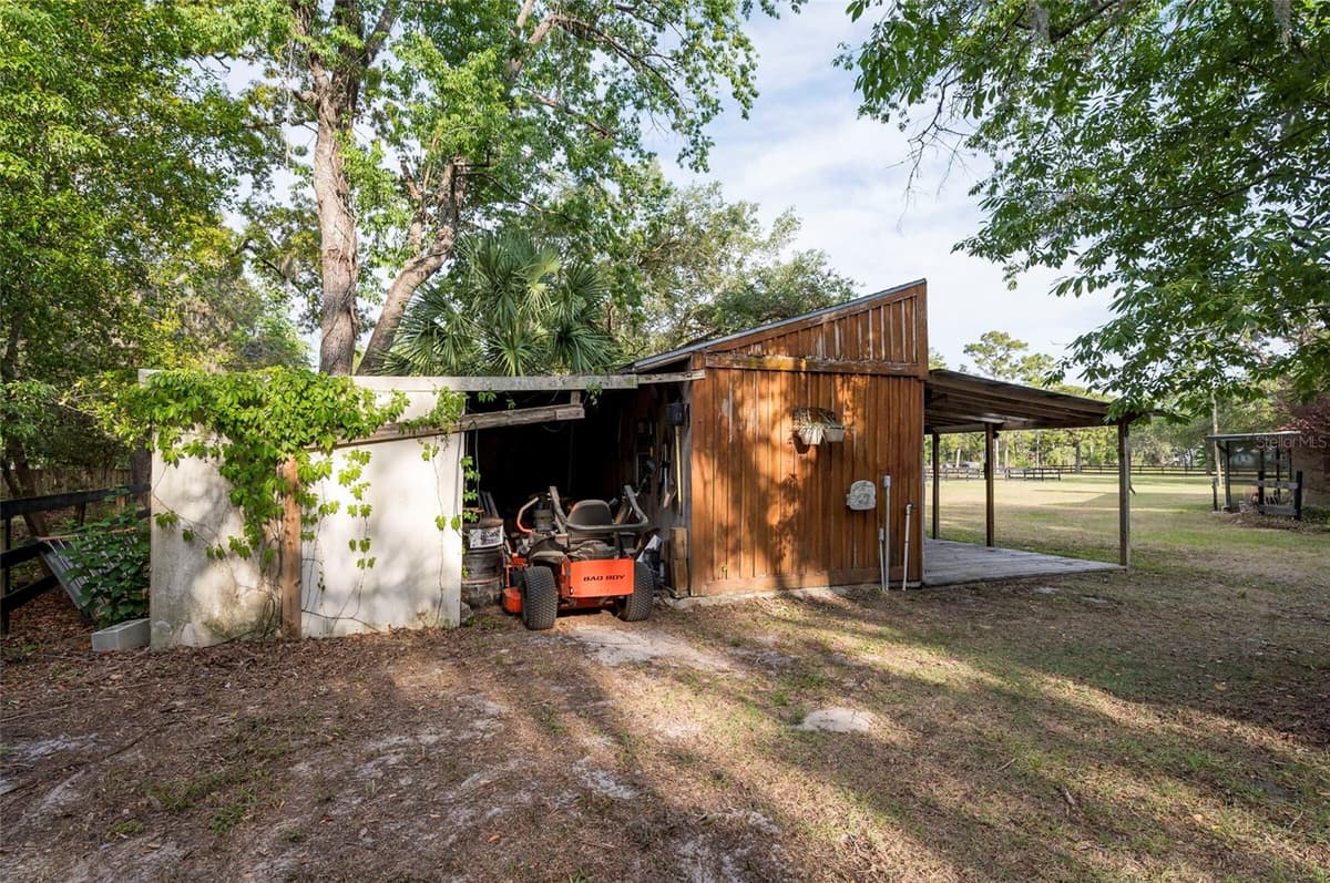 12311 OAKWOOD DRIVE — photo 41 of 59