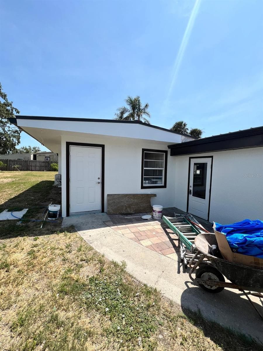 901 PADUA COURT — photo 10 of 37
