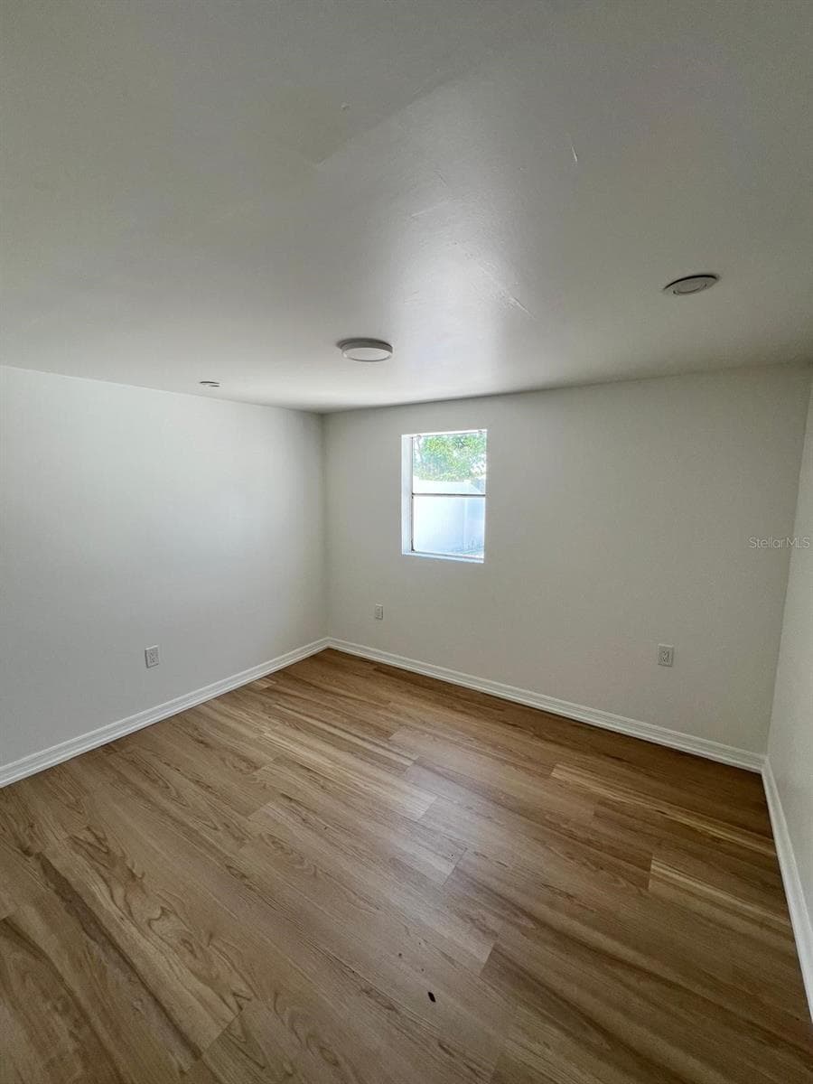 901 PADUA COURT — photo 2 of 37