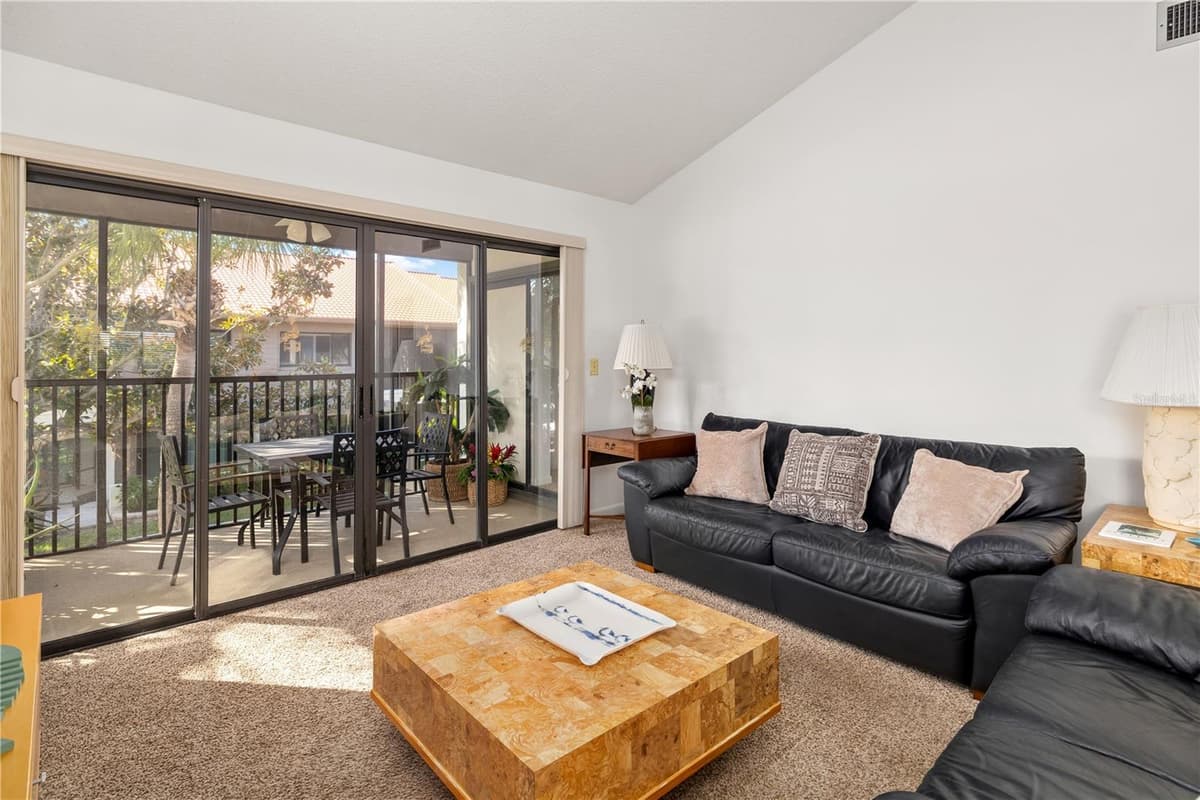 6204 MIDNIGHT PASS ROAD — photo 11 of 47
