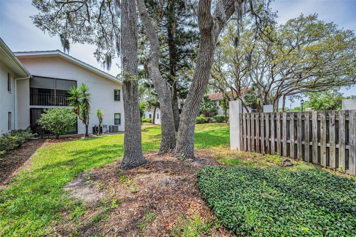 300 FLORIDA AVENUE — photo 42 of 62