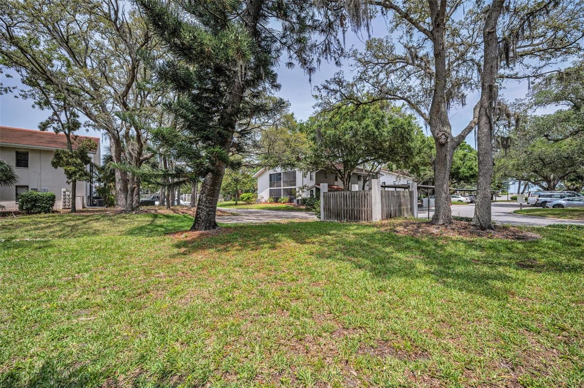 300 FLORIDA AVENUE — photo 40 of 62