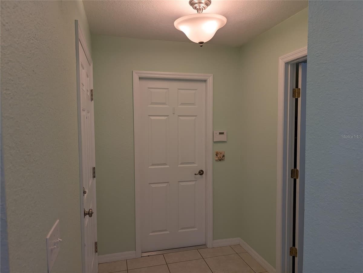 4488 TURNBERRY LANE — photo 15 of 50