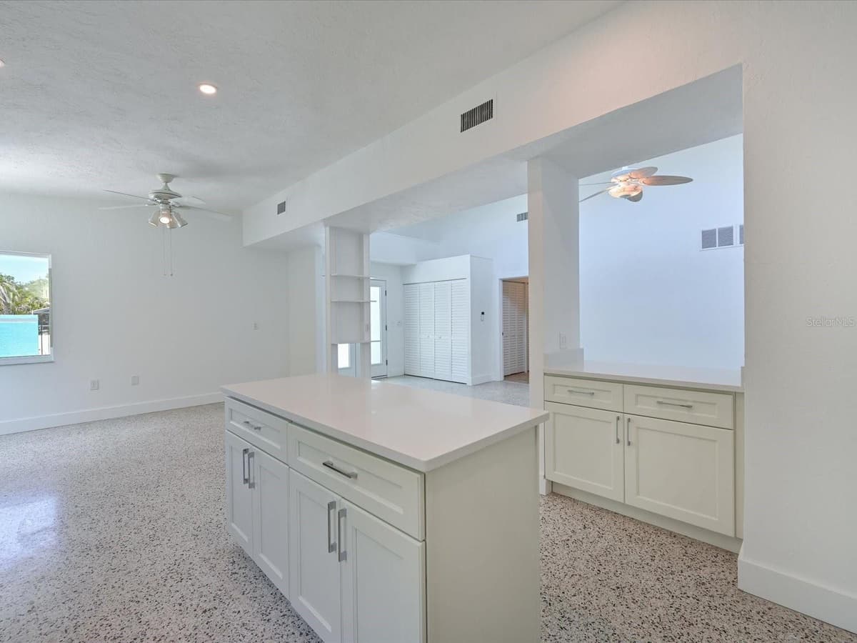 5920 GULF OF MEXICO DRIVE — photo 16 of 57
