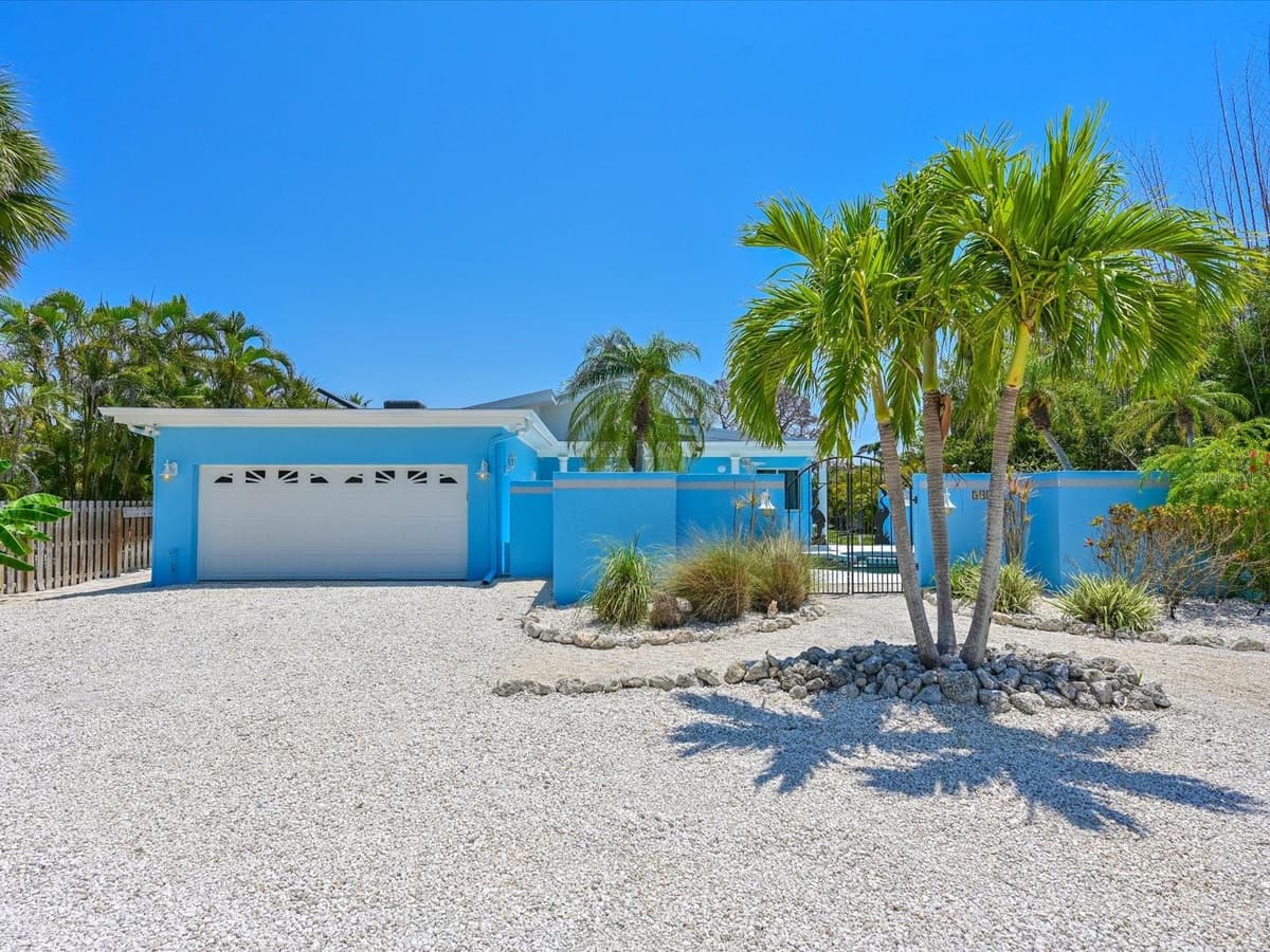 5920 GULF OF MEXICO DRIVE — photo 5 of 57