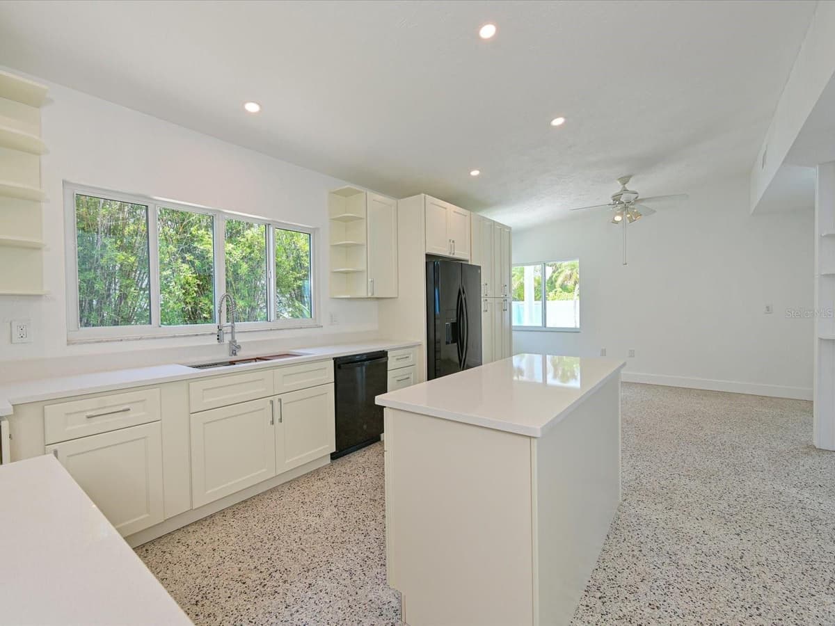 5920 GULF OF MEXICO DRIVE — photo 14 of 57