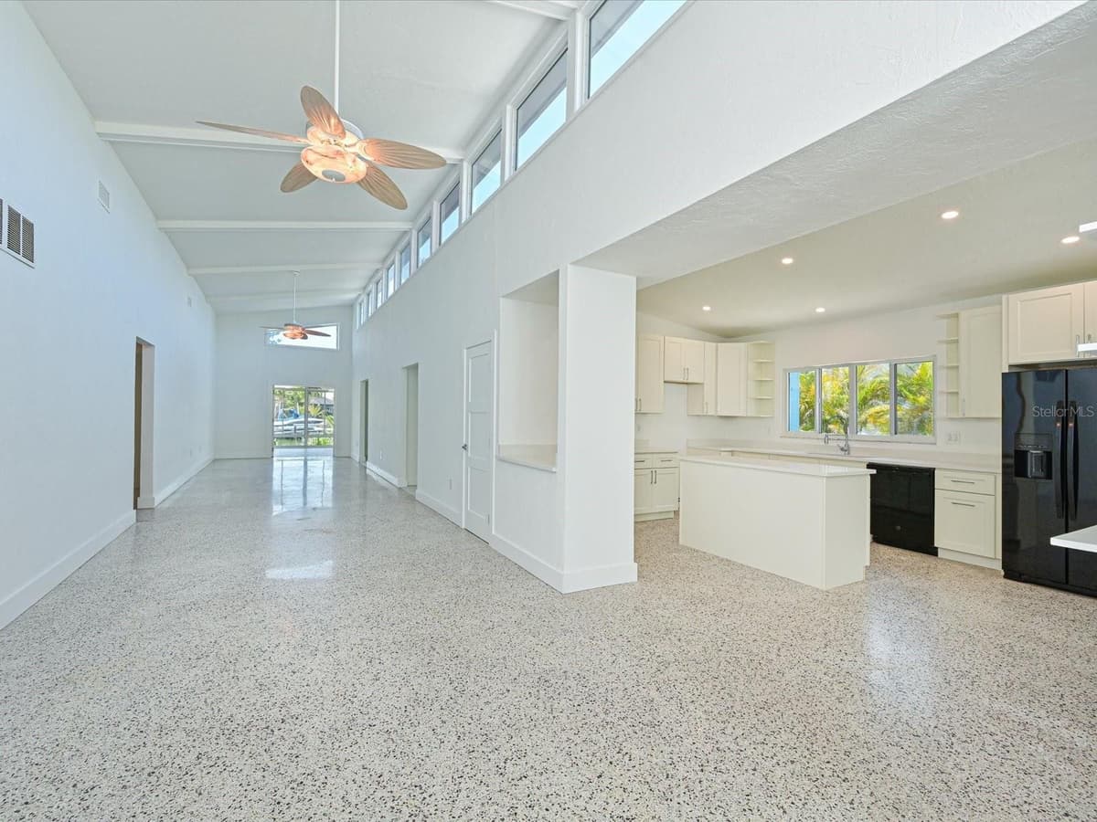 5920 GULF OF MEXICO DRIVE — photo 10 of 57