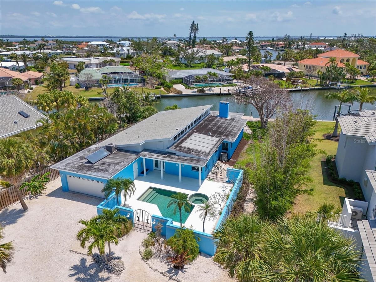 5920 GULF OF MEXICO DRIVE — photo 2 of 57