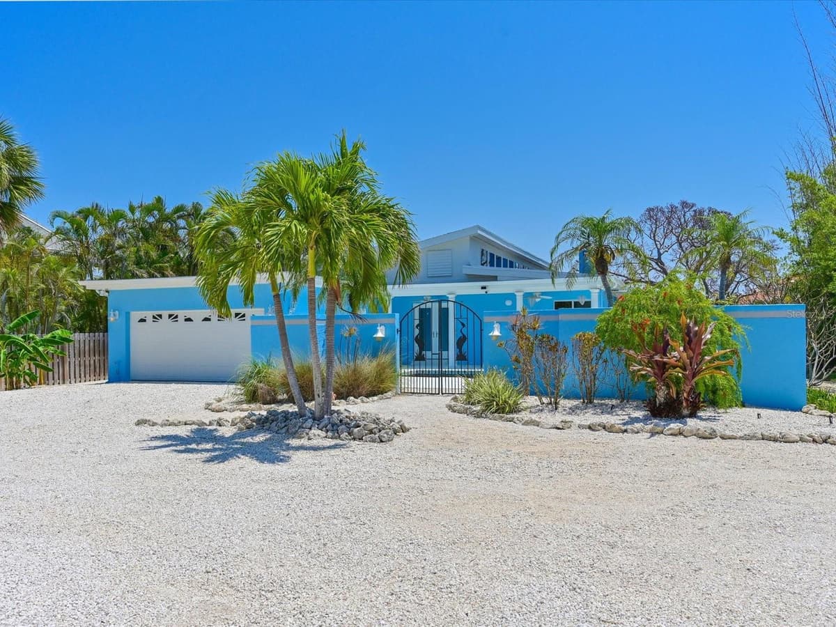 5920 GULF OF MEXICO DRIVE — photo 1 of 57