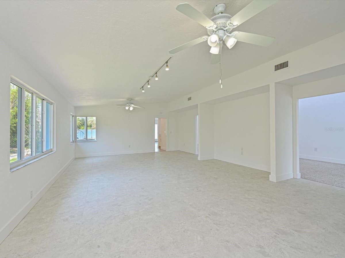 5920 GULF OF MEXICO DRIVE — photo 19 of 57