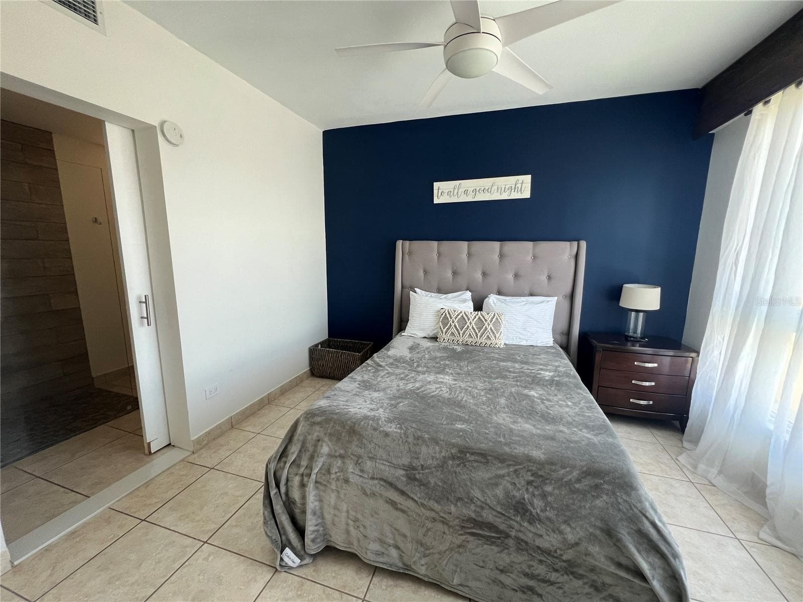 200 OCEAN DRIVE — photo 11 of 28