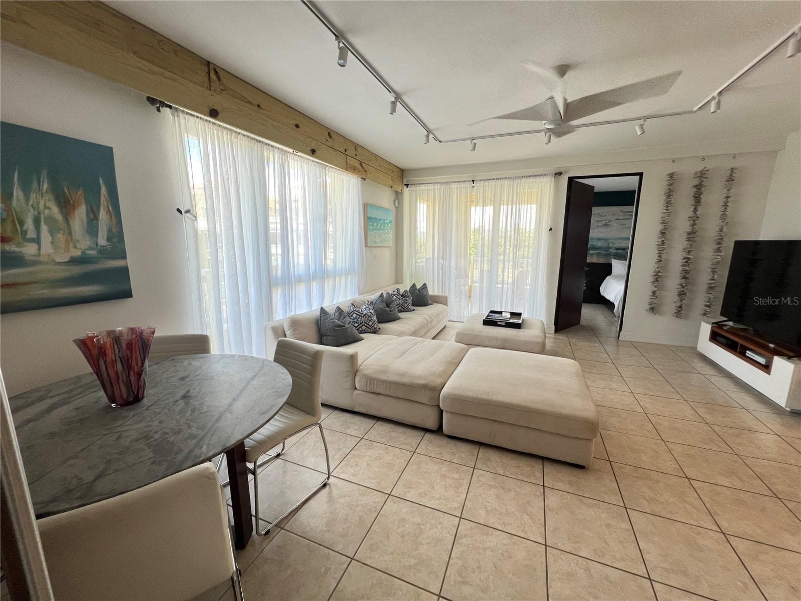 200 OCEAN DRIVE — photo 16 of 28