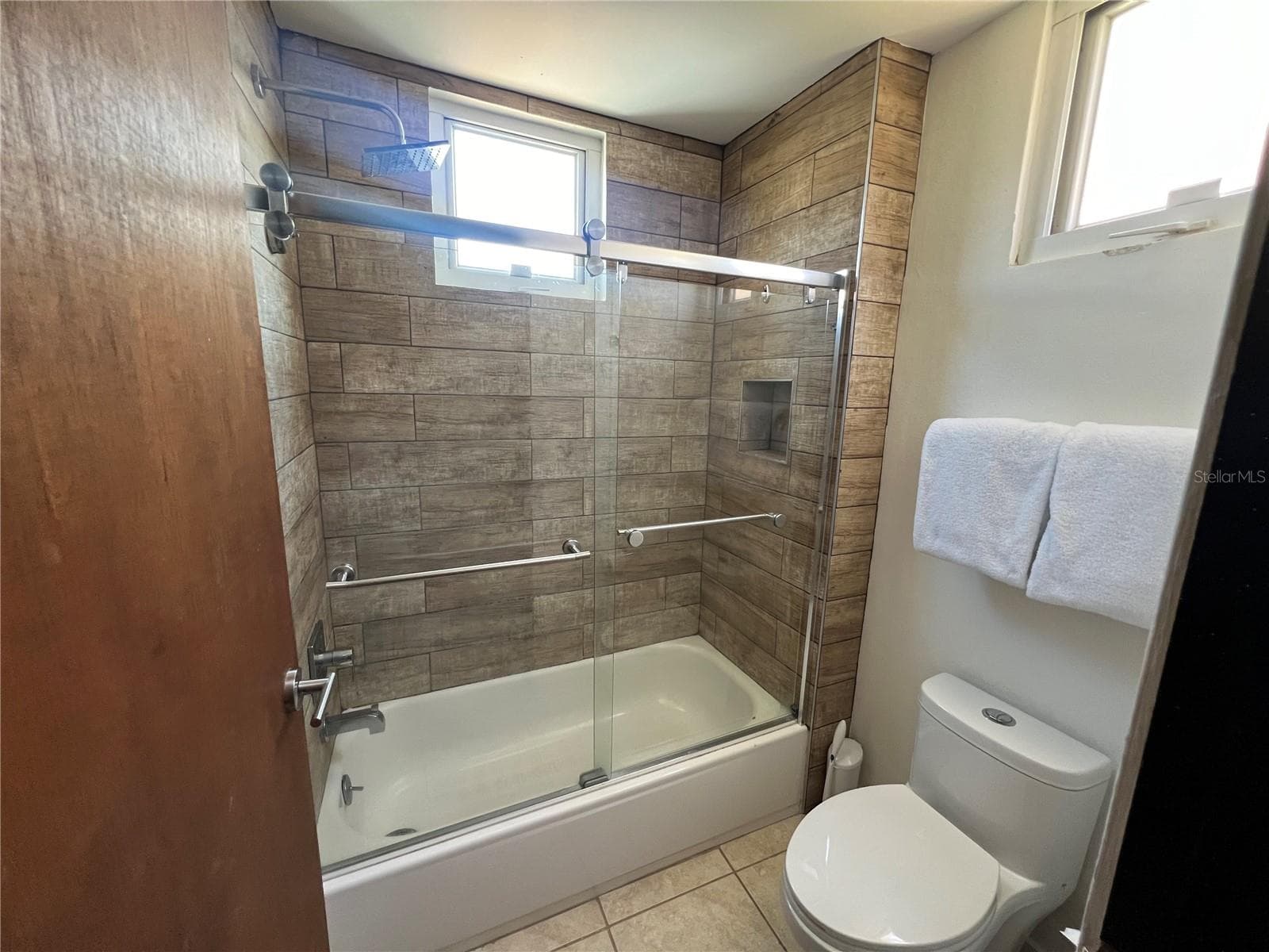 200 OCEAN DRIVE — photo 15 of 28