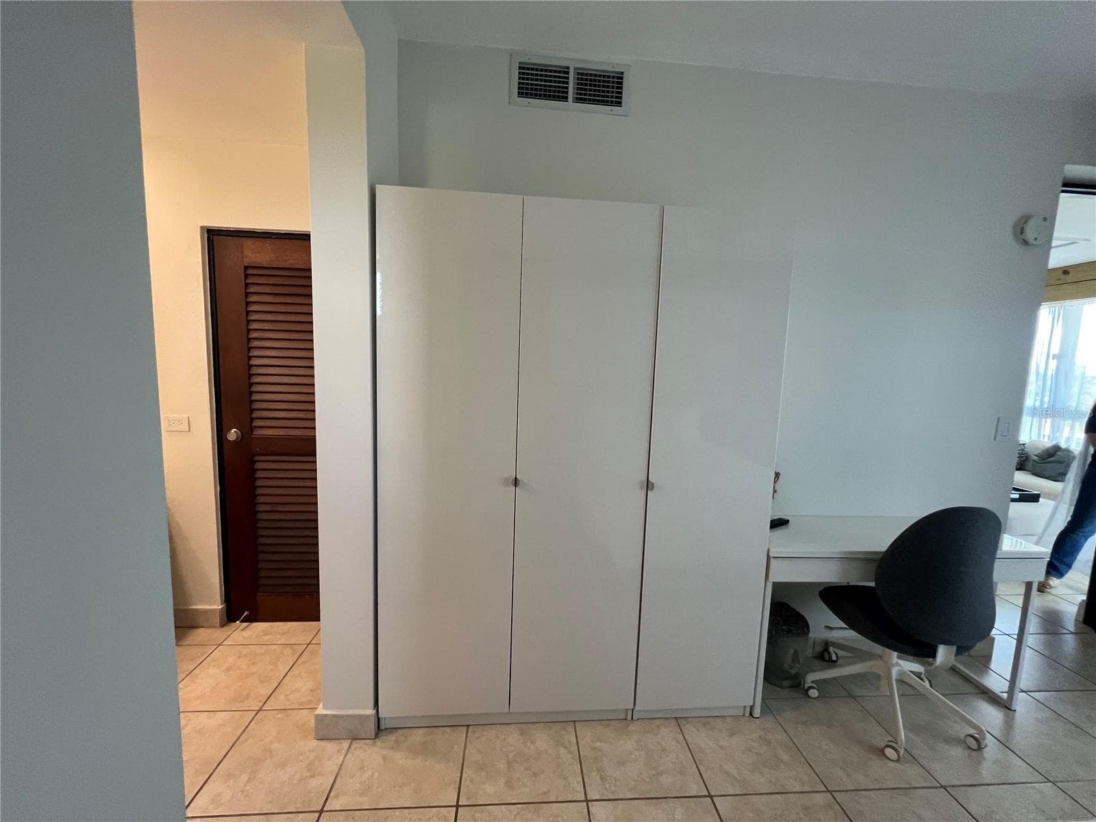 200 OCEAN DRIVE — photo 18 of 28