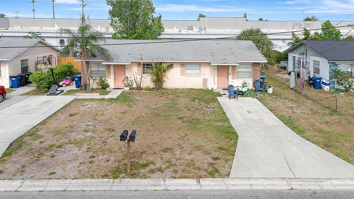 6520/6522 12TH STREET — photo 3 of 27