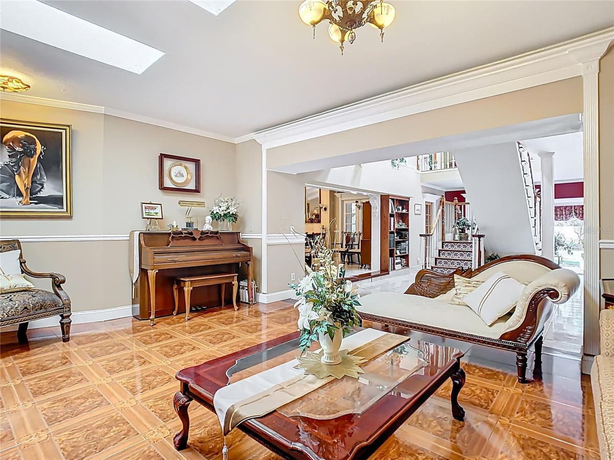 5852 MEDINAH WAY — photo 7 of 89