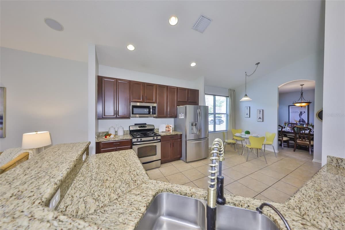 11408 COVENTRY GROVE CIRCLE — photo 26 of 48