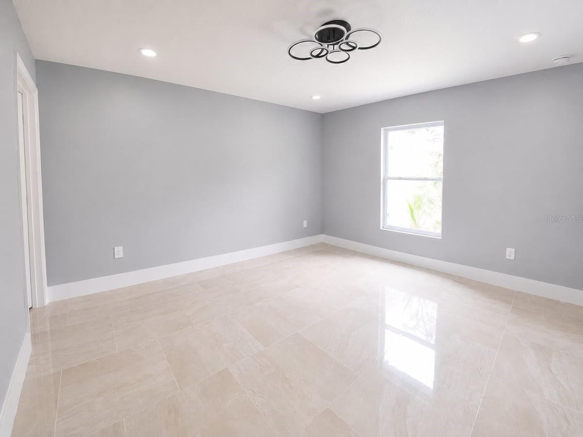 3704 SMITH TREE STREET — photo 15 of 20