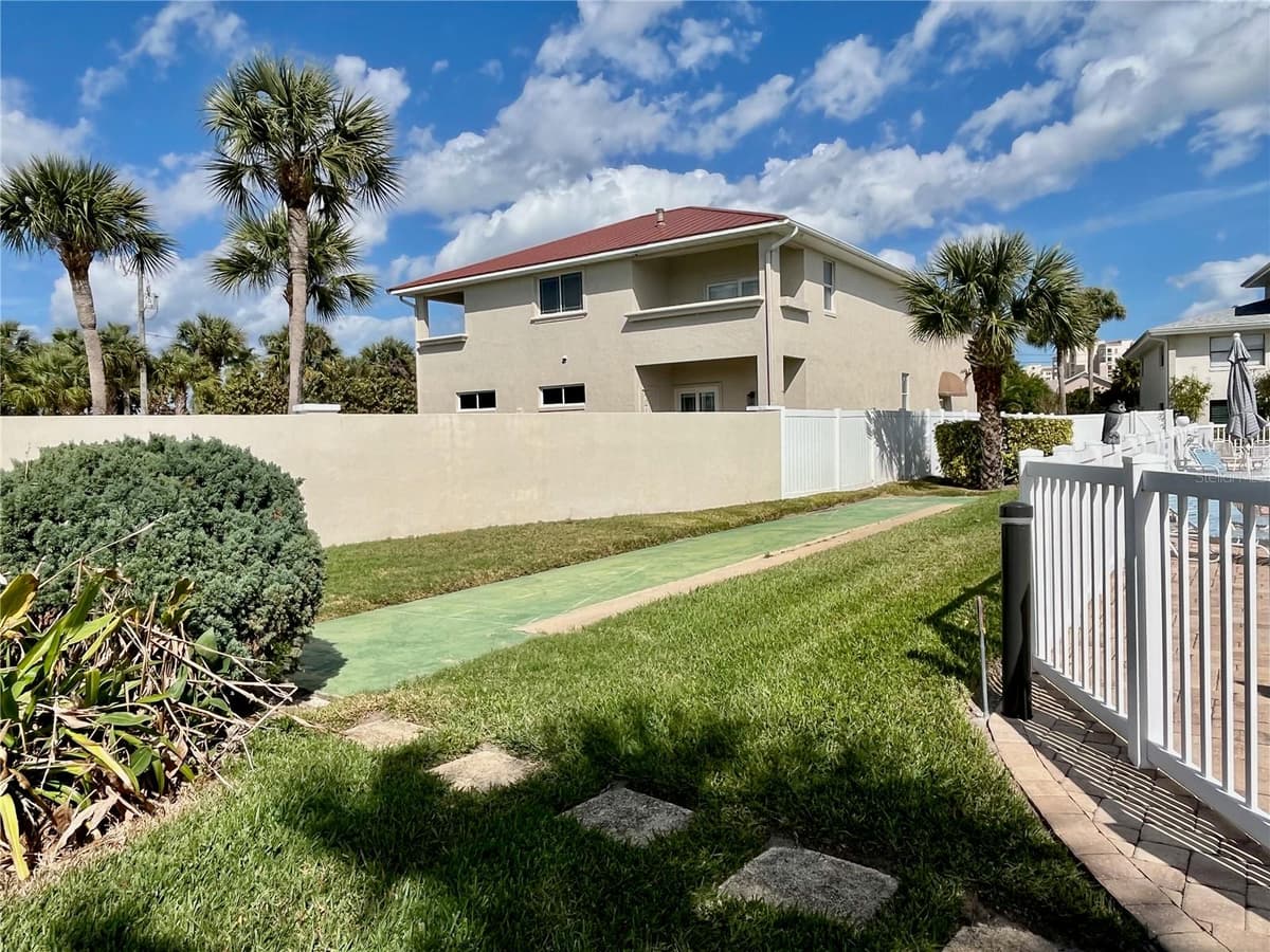 2100 PENINSULA AVENUE — photo 42 of 48