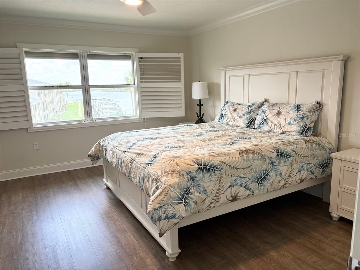 2100 PENINSULA AVENUE — photo 17 of 48