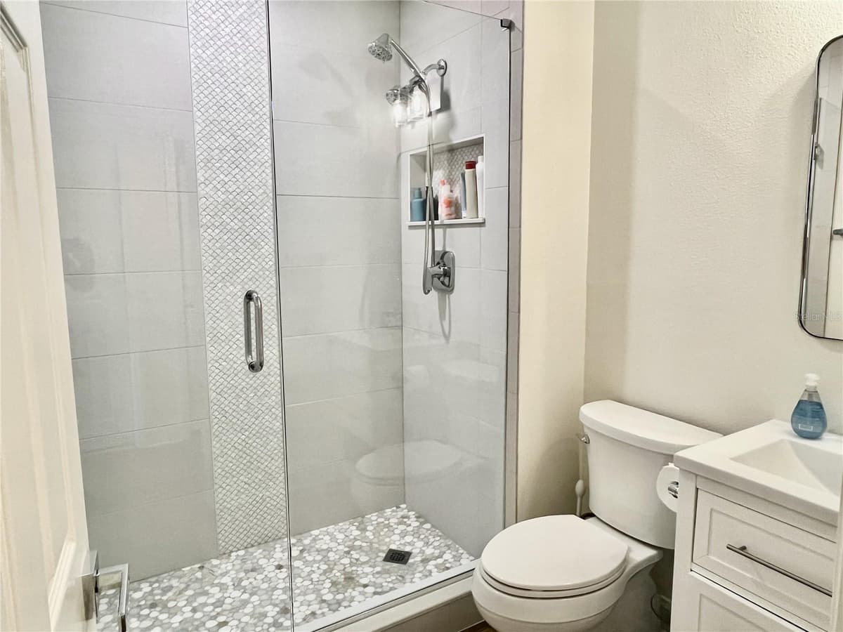 2100 PENINSULA AVENUE — photo 22 of 48