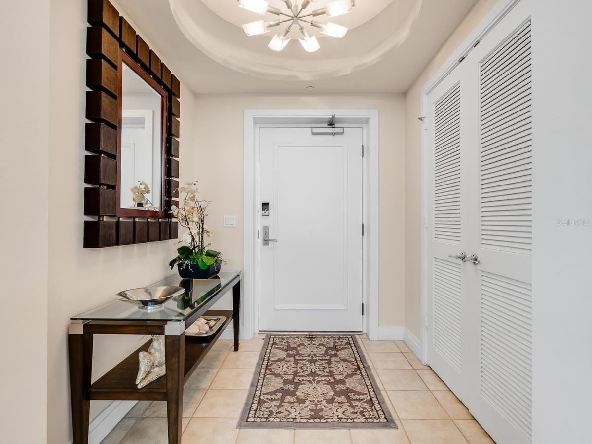 6512 MIDNIGHT PASS ROAD — photo 3 of 53