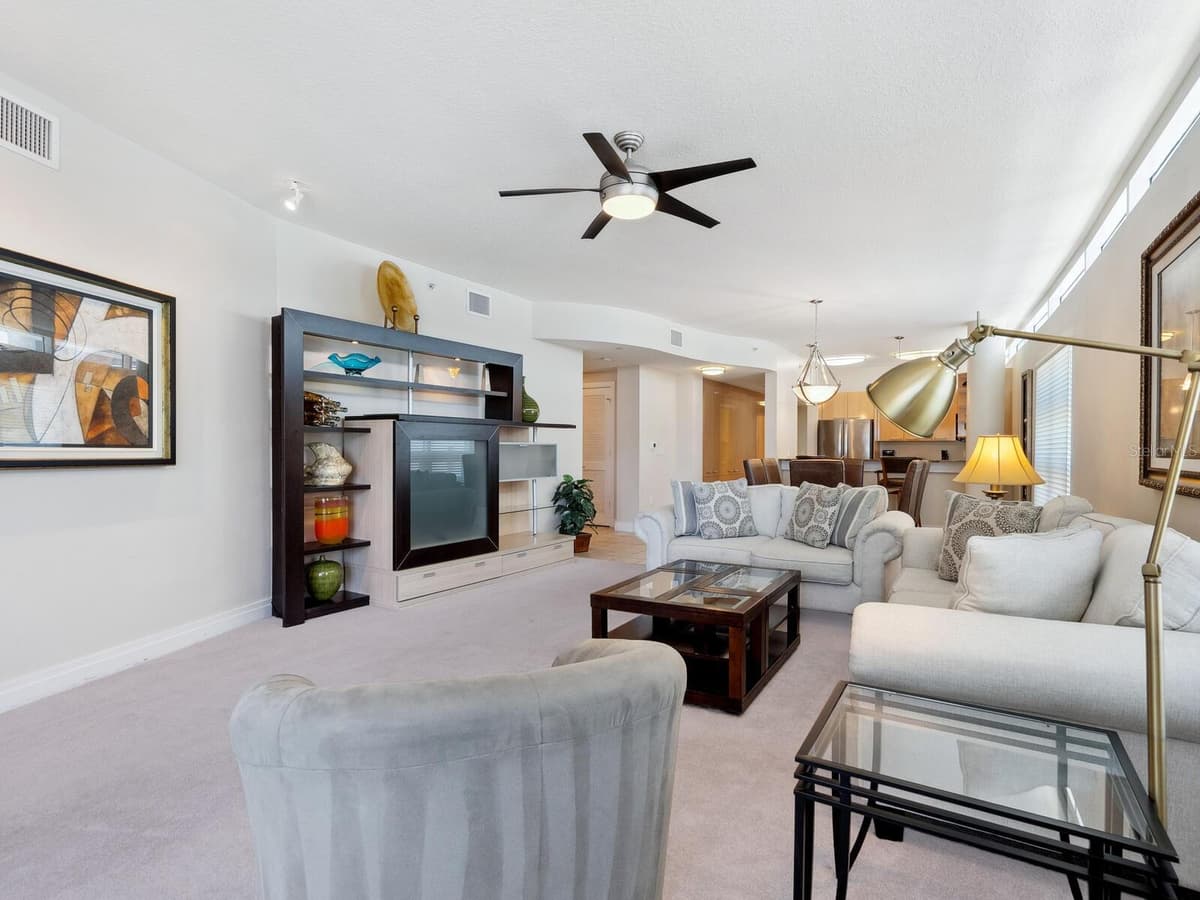 6512 MIDNIGHT PASS ROAD — photo 6 of 53