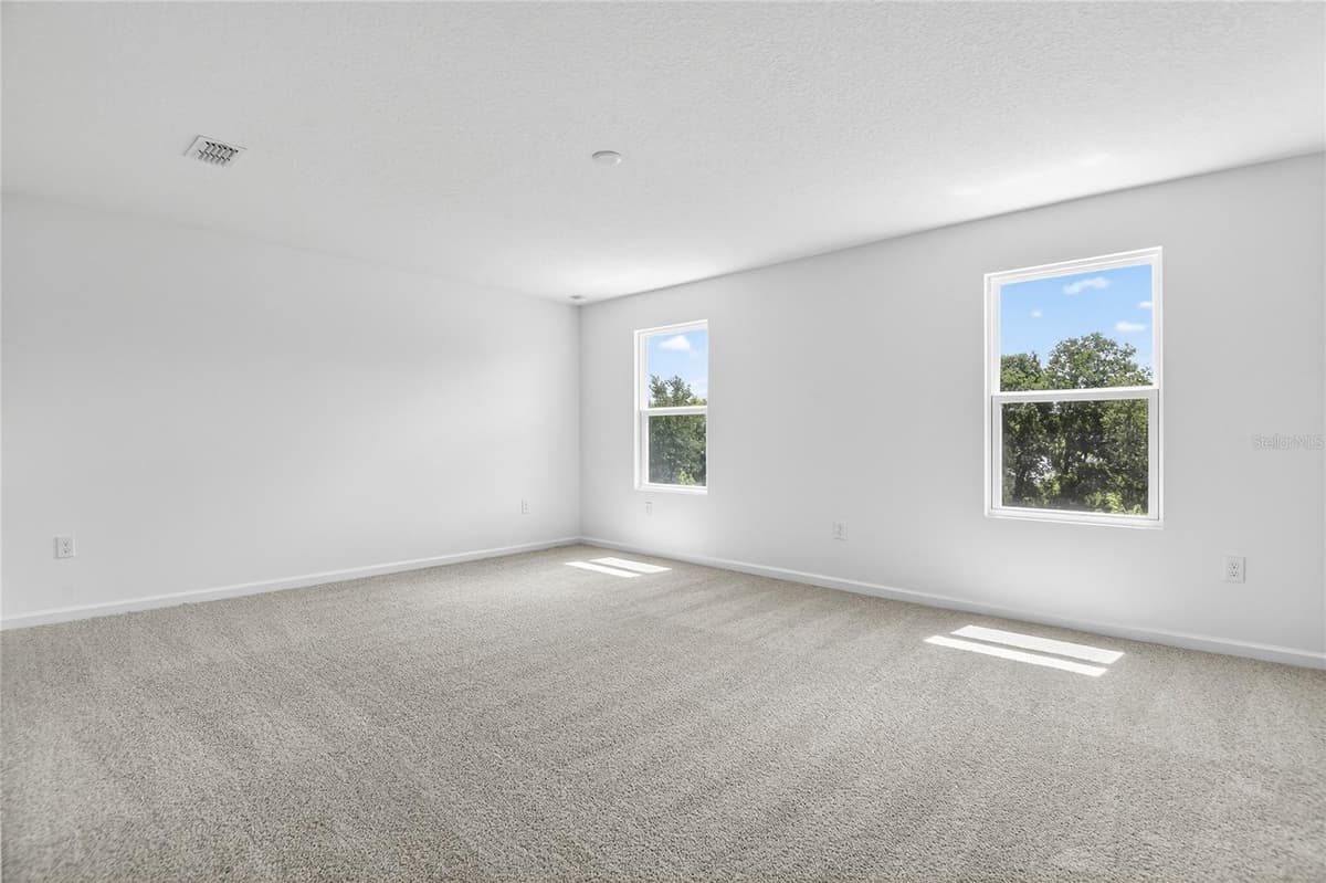729 LAKE DELL AVENUE — photo 9 of 19